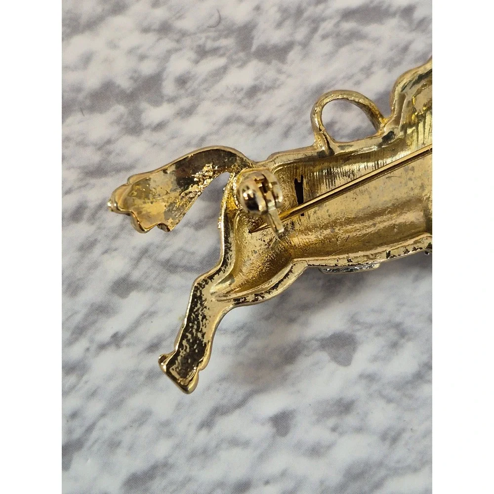 Vintage Gold Tone Rhinestone Horse Brooch Pin Ruby Red Crystal Saddle Pony
